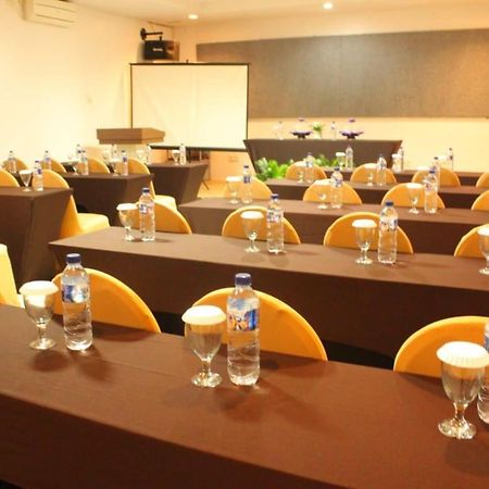 Liras Hotel Syariah Pulupanda المظهر الخارجي الصورة