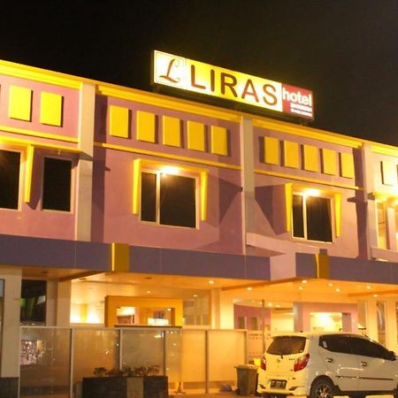 Liras Hotel Syariah Pulupanda المظهر الخارجي الصورة