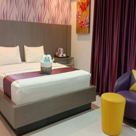 Liras Hotel Syariah Pulupanda المظهر الخارجي الصورة